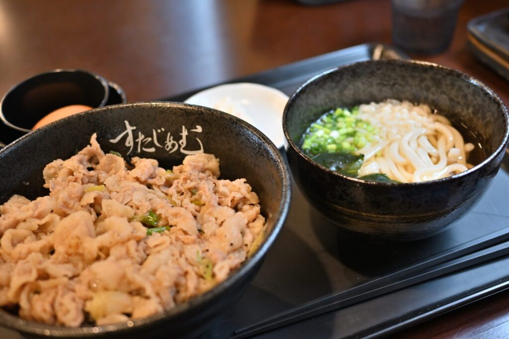 豚丼讃岐うどん小セット